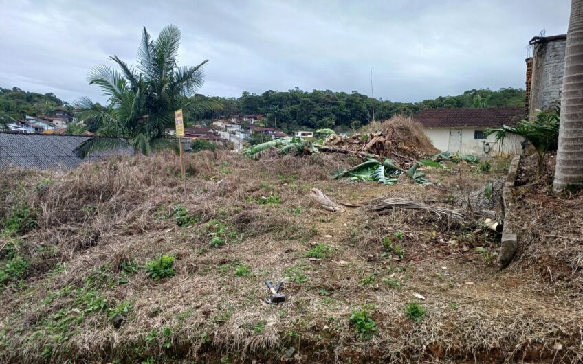 TERRENO = 677,10 m² – 2 FRENTES – Bairro JOÃO COSTA