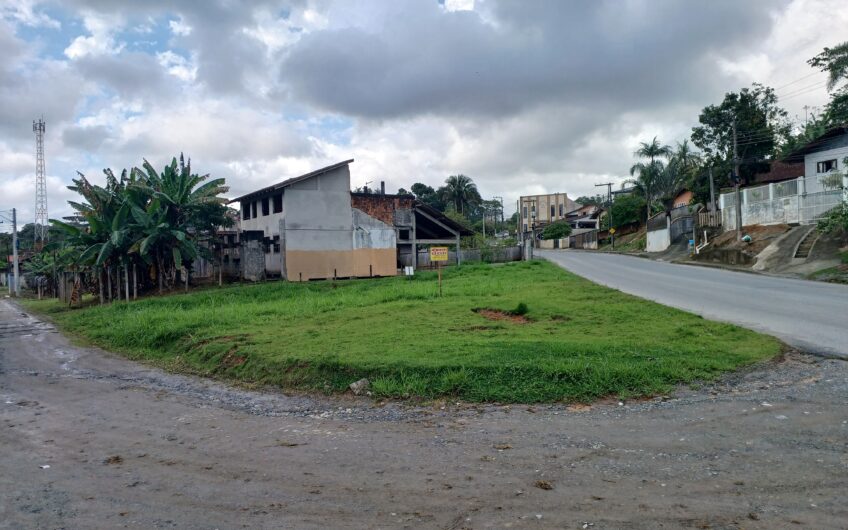 TERRENO = 485 m ² –  ESQUINA – ASFALTO – BAIRRO ITAUM