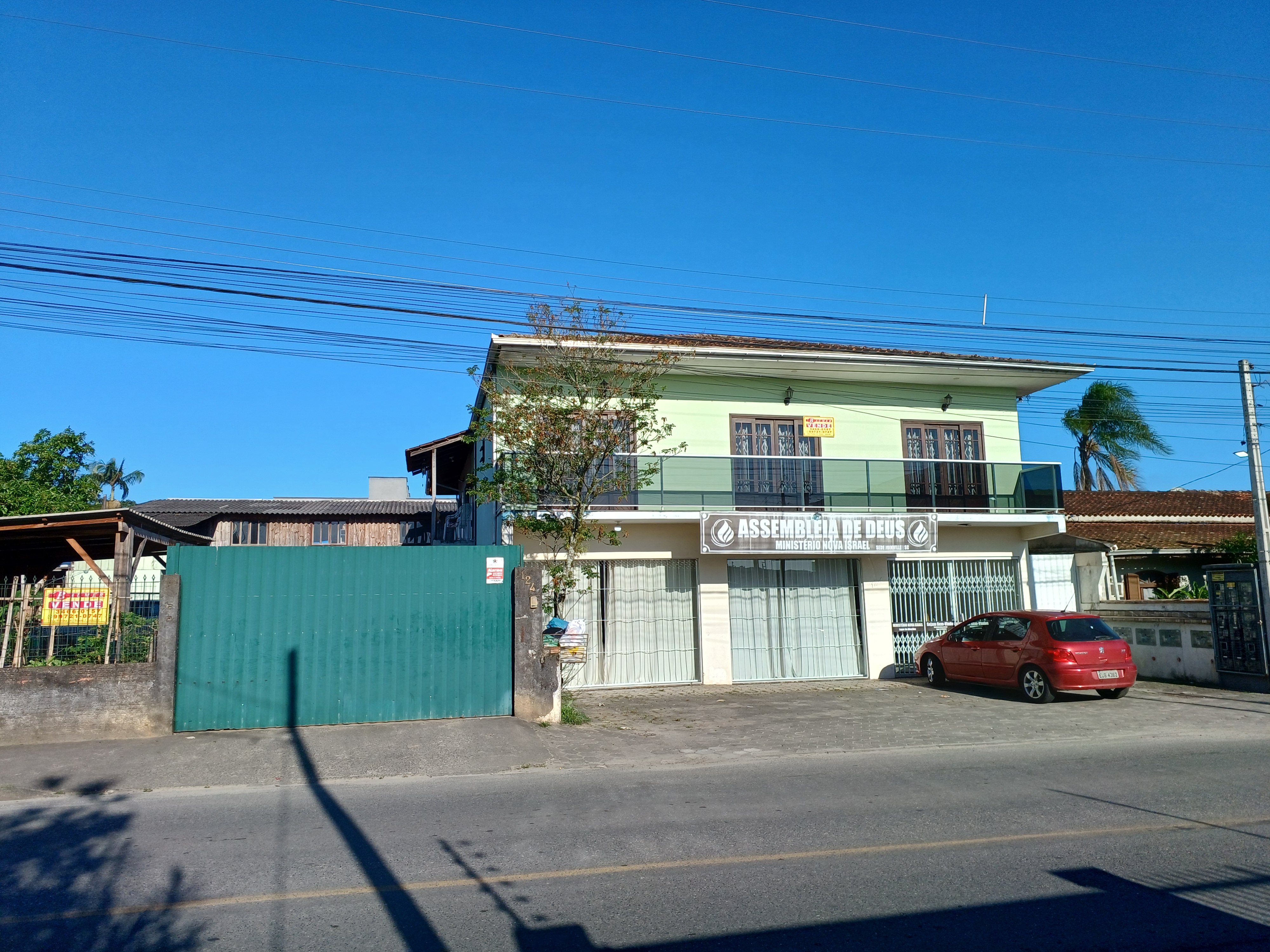 EXCELENTE SOBRADO RESIDENCIAL / COMERCIAL  - TERRENO DE ESQUINA - 892 m²