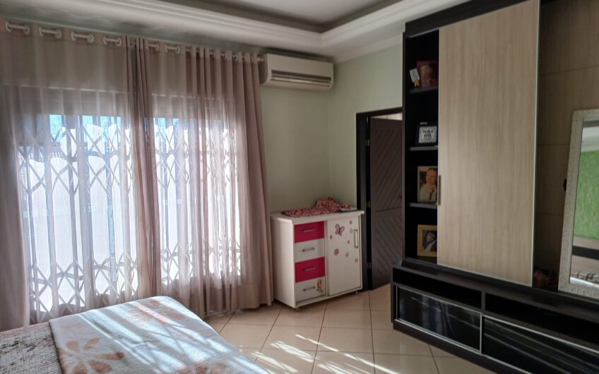 EXCELENTE SOBRADO RESIDENCIAL / COMERCIAL  – TERRENO DE ESQUINA – 892 m²