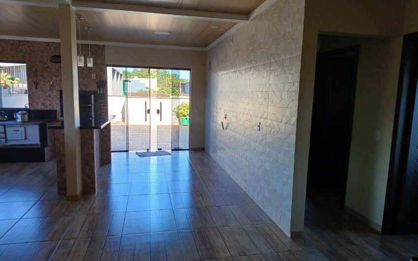 EXCELENTE SOBRADO RESIDENCIAL / COMERCIAL  – TERRENO DE ESQUINA – 892 m²