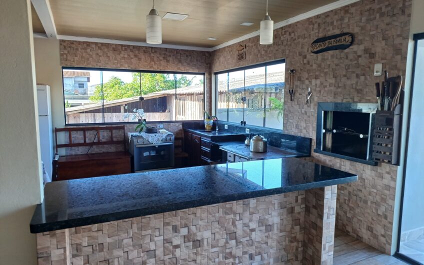 EXCELENTE SOBRADO RESIDENCIAL / COMERCIAL  – TERRENO DE ESQUINA – 892 m²