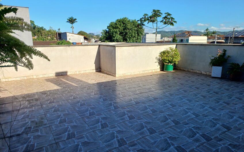 EXCELENTE SOBRADO RESIDENCIAL / COMERCIAL  – TERRENO DE ESQUINA – 892 m²