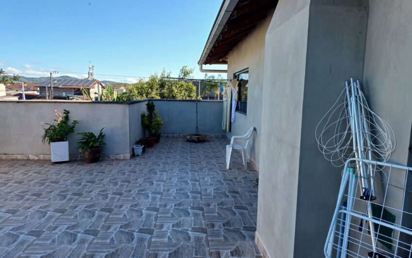 EXCELENTE SOBRADO RESIDENCIAL / COMERCIAL  – TERRENO DE ESQUINA – 892 m²