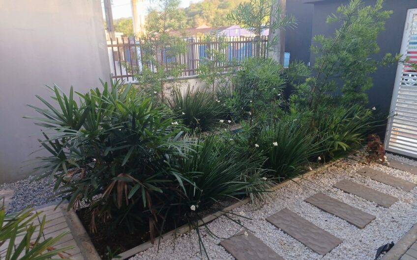 EXCELENTE SOBRADO RESIDENCIAL / ÁREA DE FESTAS / PISCINA