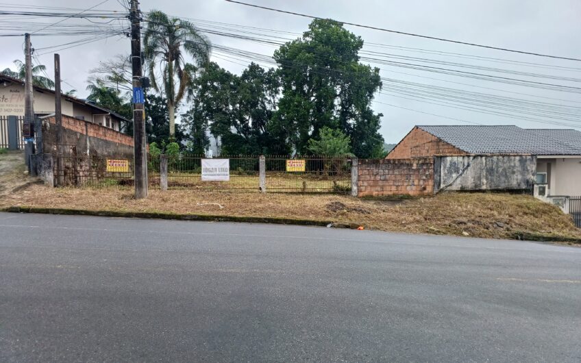 TERRENO – BAIRRO IRIRIÚ = 611 METROS QUADRADOS