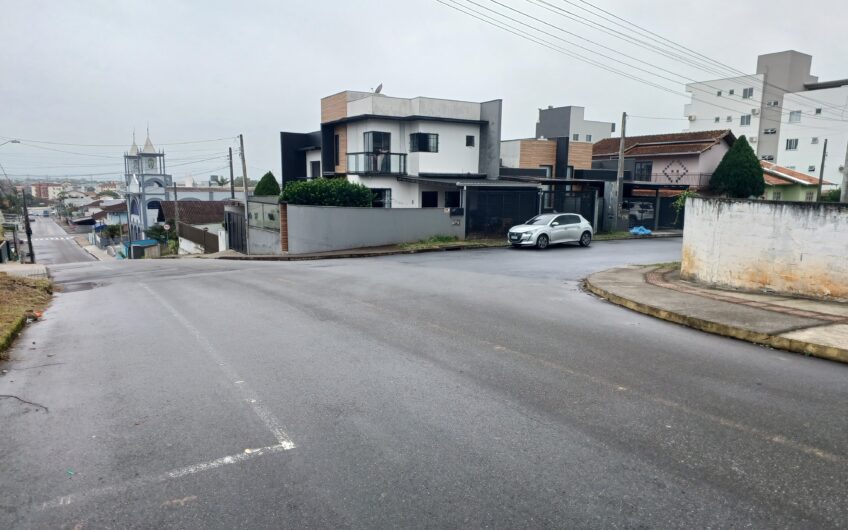 TERRENO – BAIRRO IRIRIÚ = 611 METROS QUADRADOS