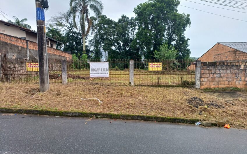 TERRENO – BAIRRO IRIRIÚ = 611 METROS QUADRADOS