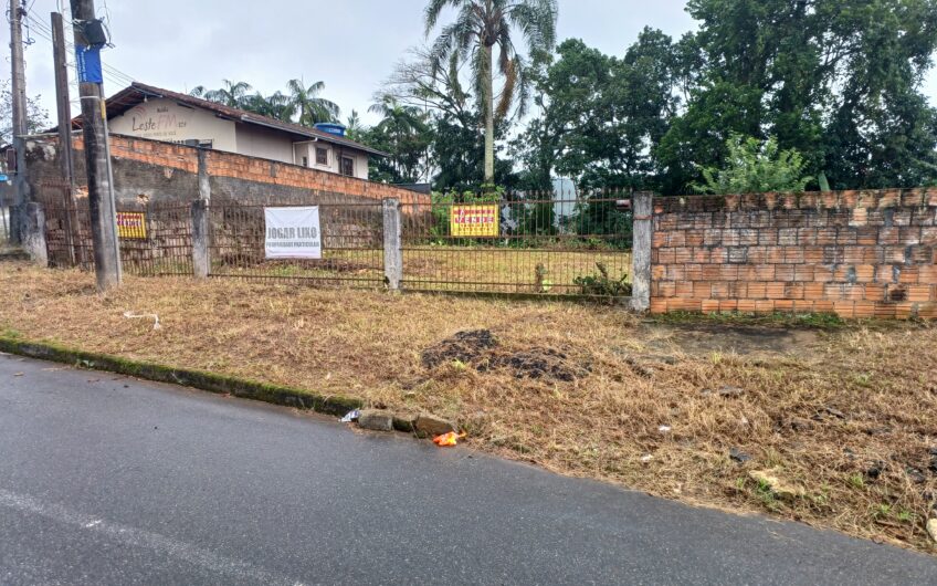 TERRENO – BAIRRO IRIRIÚ = 611 METROS QUADRADOS